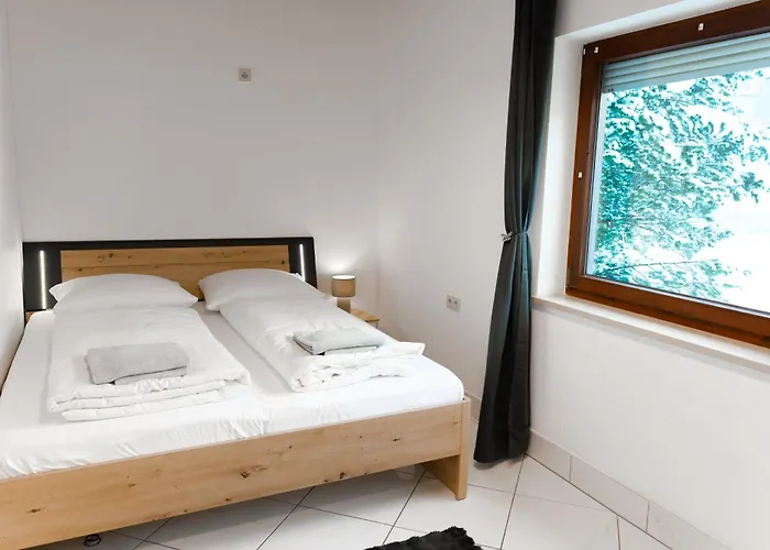 Haus Treff * Weißenbach am Lech